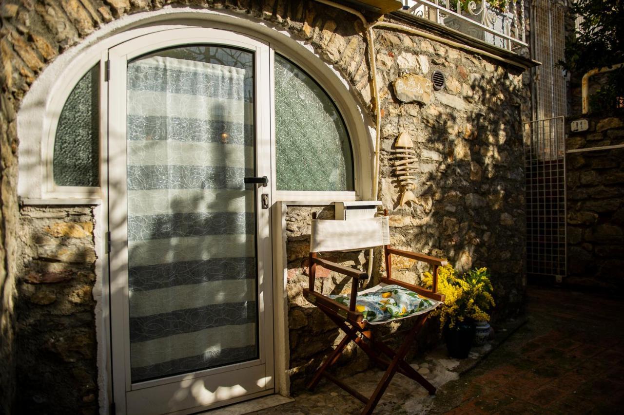 Apartamento Borgo Antico - Il Nido Di Briciola Lerici Exterior foto